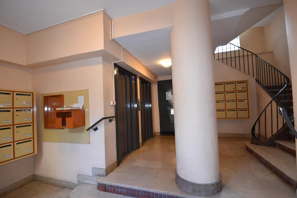 Le Gambetta Apartment Toulon Exterior photo